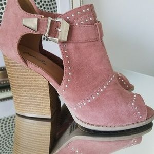 Western style Sandal